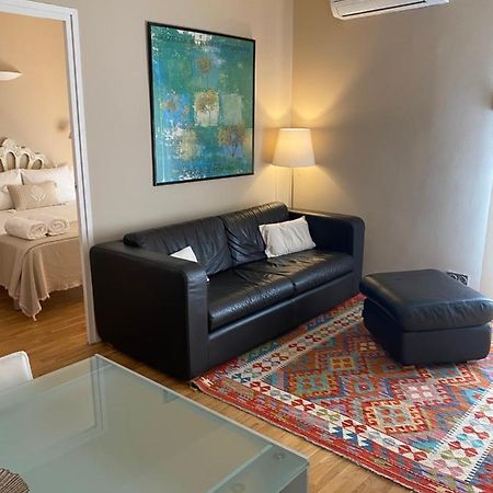 Petit Rosselló Apartman Barcelona Kültér fotó