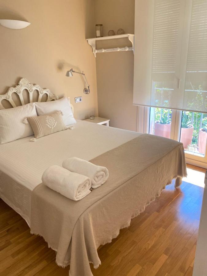 Petit Rosselló Apartman Barcelona Kültér fotó